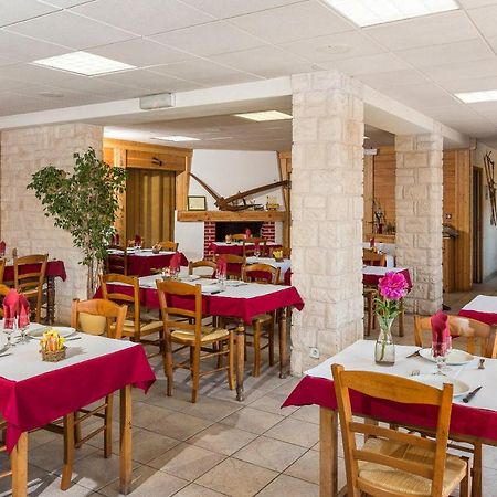 Hotel Restaurant Le Chamois Ancelle Buitenkant foto