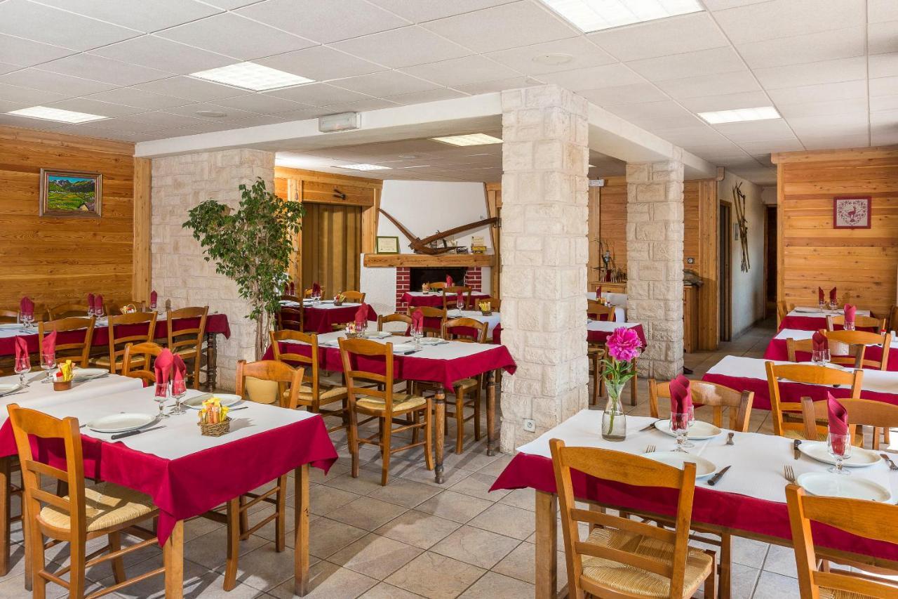 Hotel Restaurant Le Chamois Ancelle Buitenkant foto