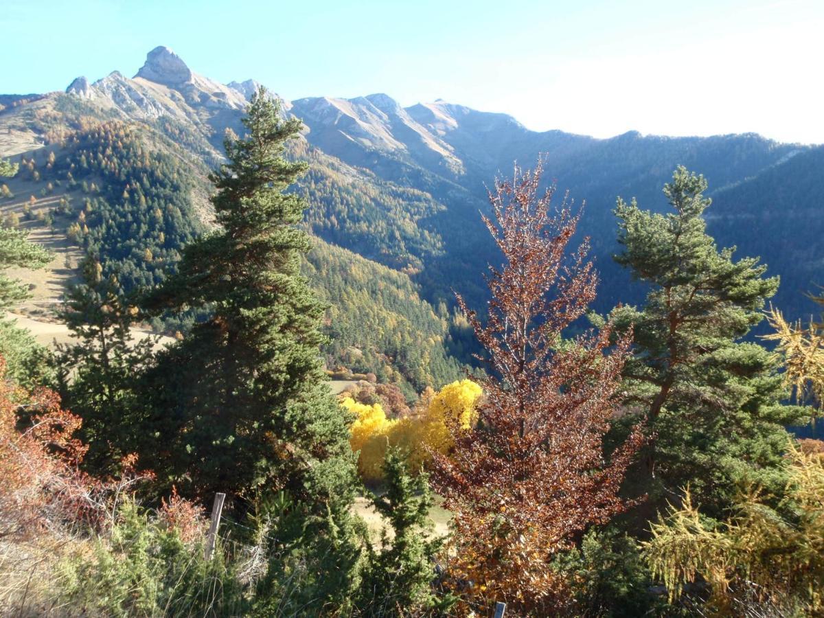 Hotel Restaurant Le Chamois Ancelle Buitenkant foto